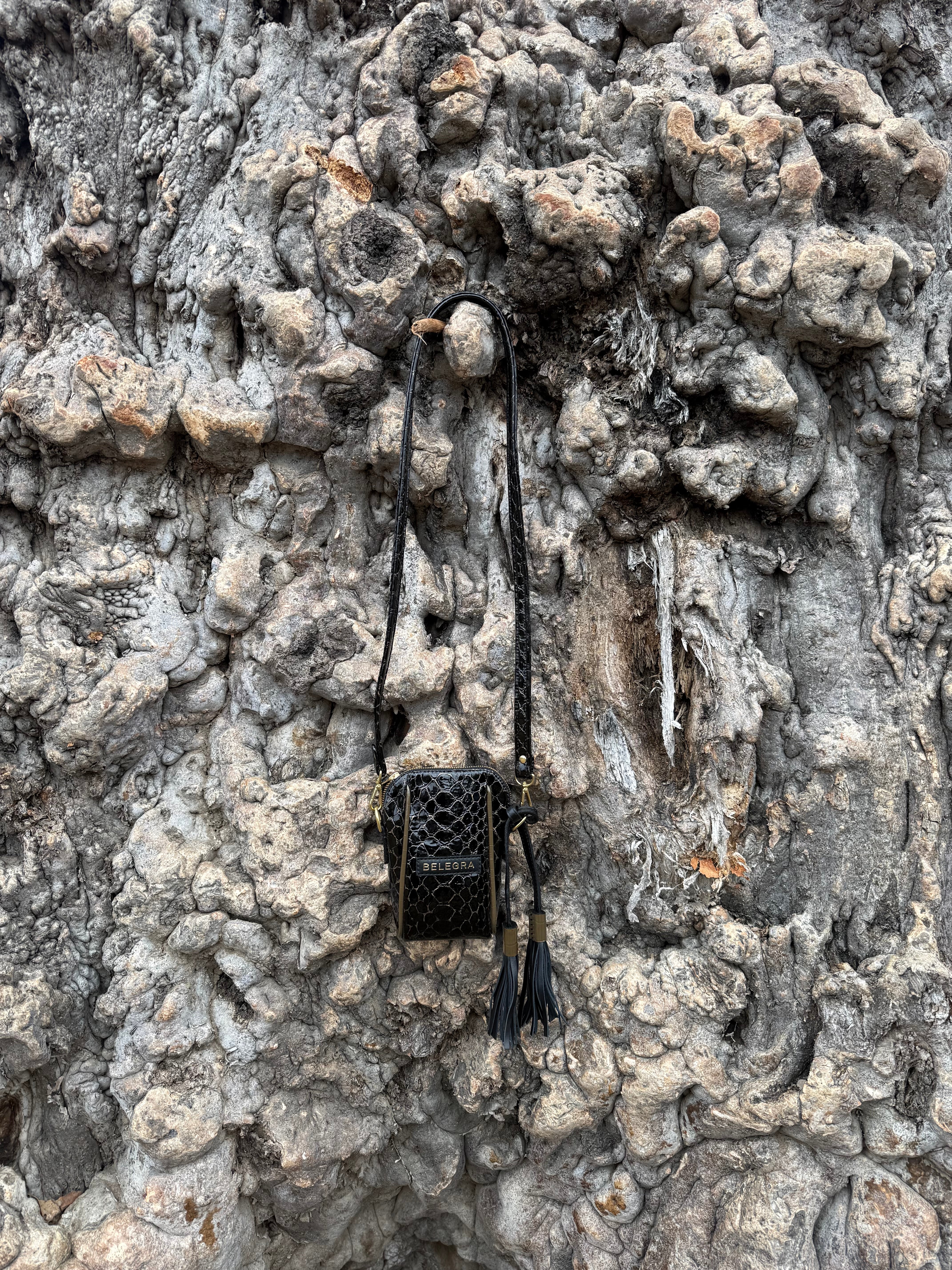Crossbody Pouch Black & Khaki