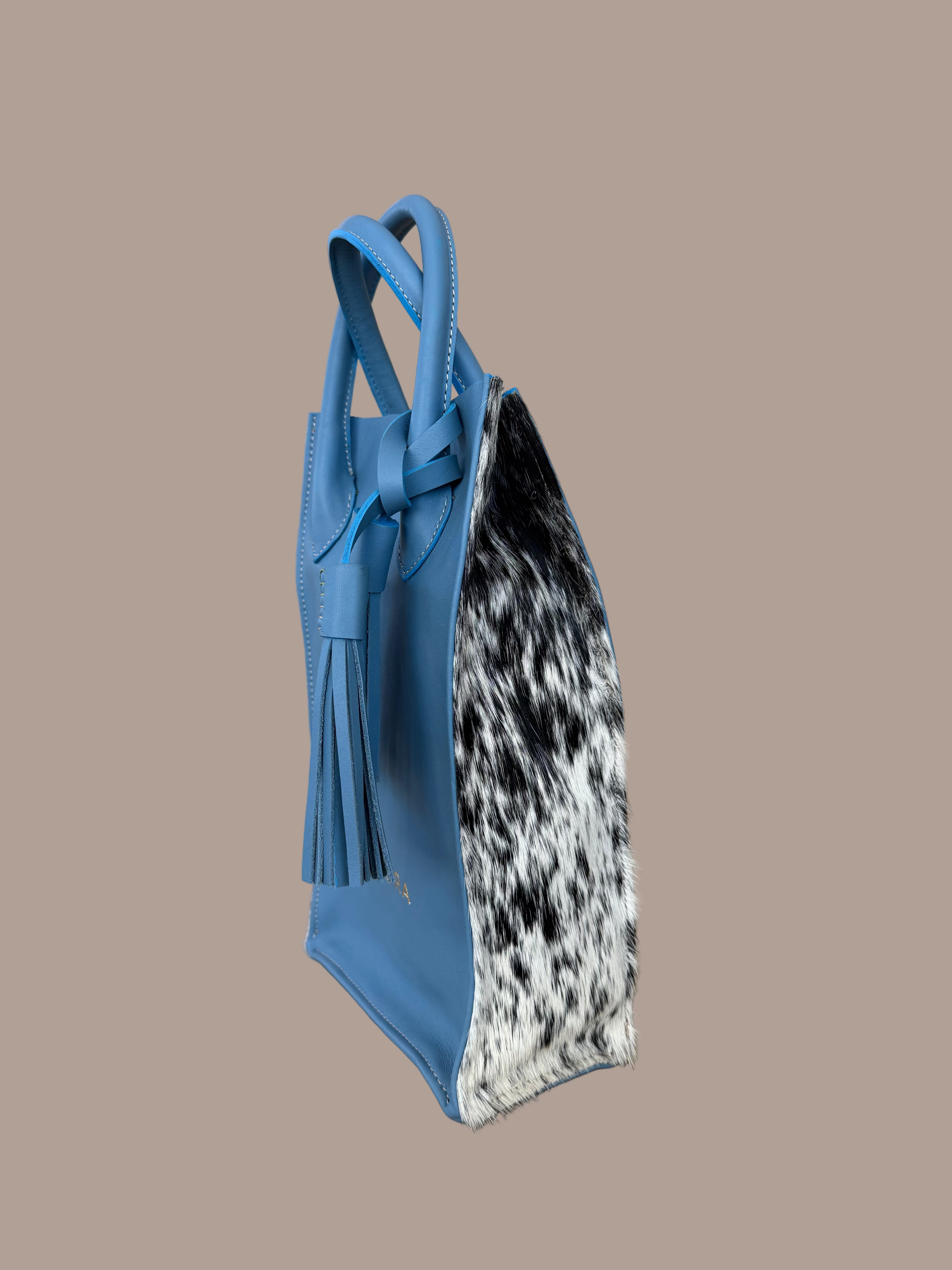 Wine Carrier: Sky Blue Nguni