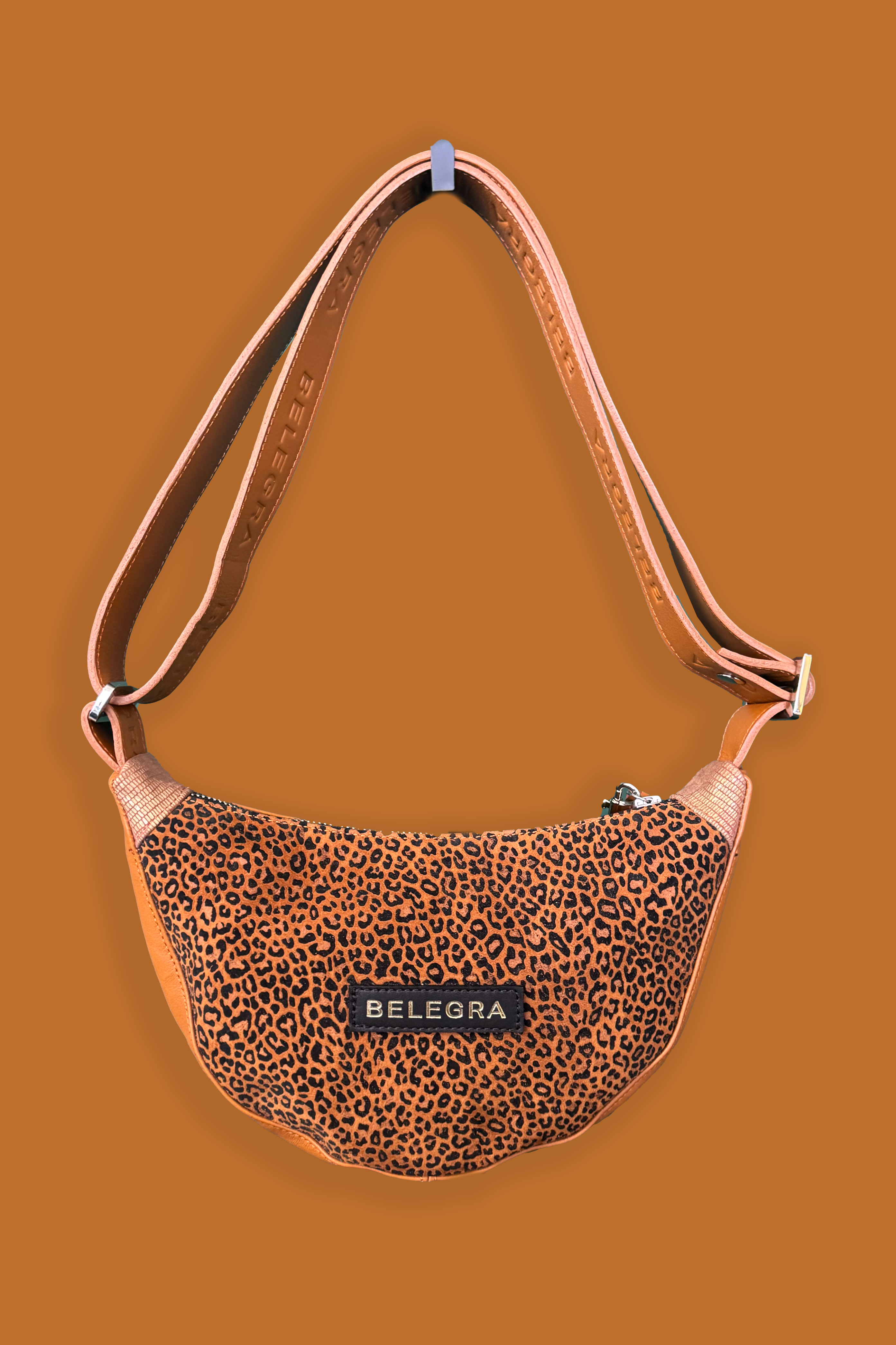 Echo Sling: Dark Tan Leopard
