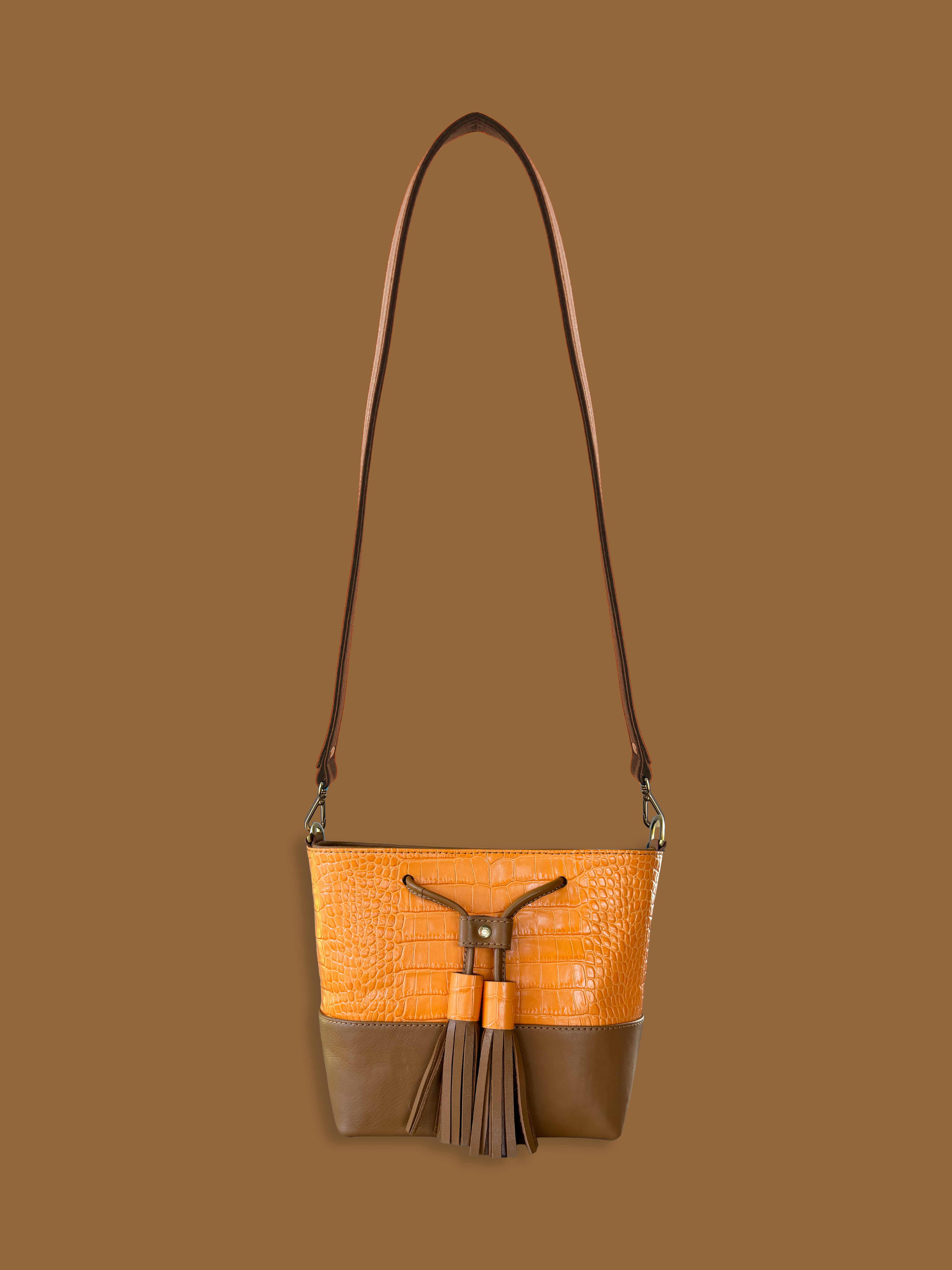 Mara Bucket: Orange Croc Print &amp; Tan