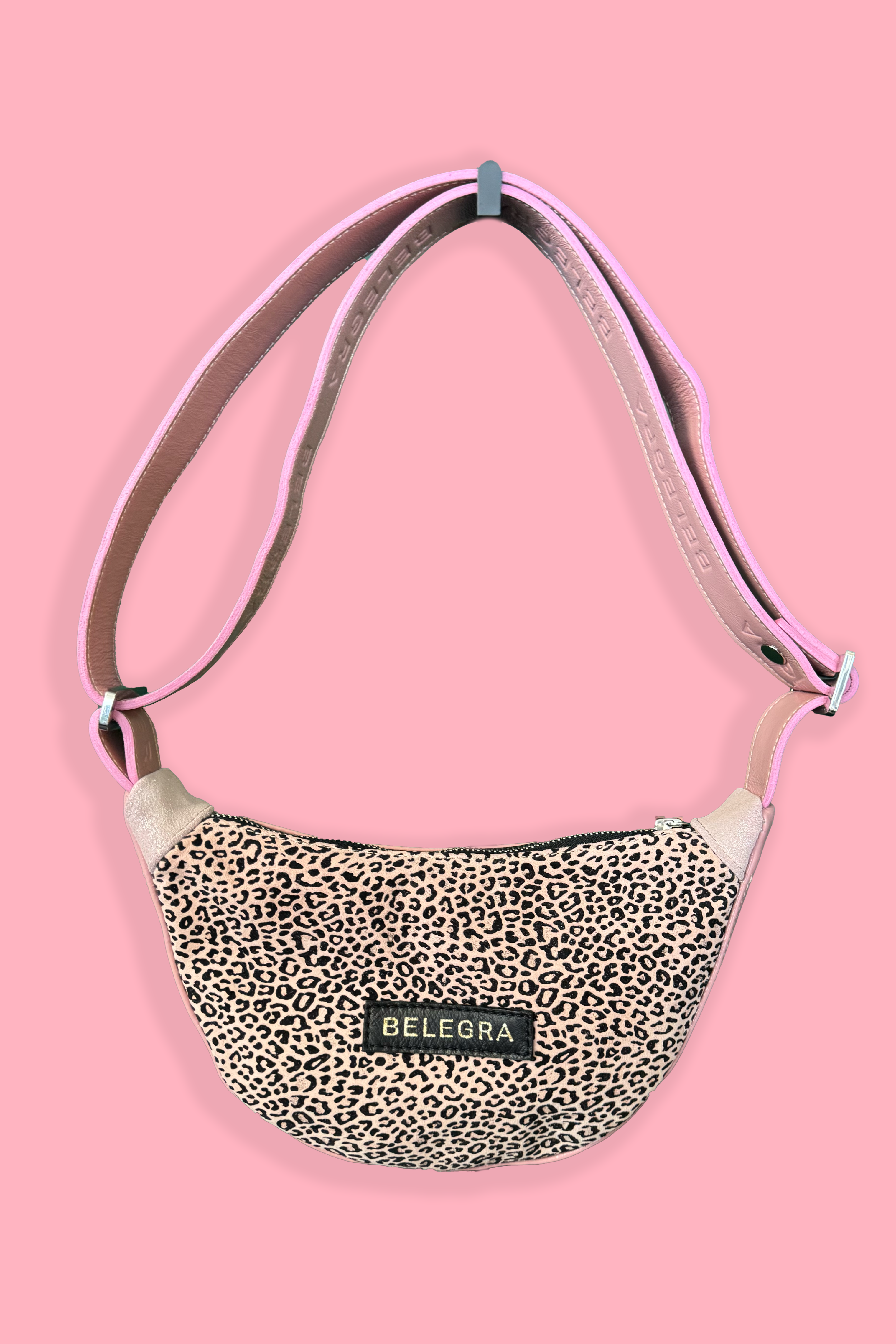 Echo Sling: Light Pink Leopard